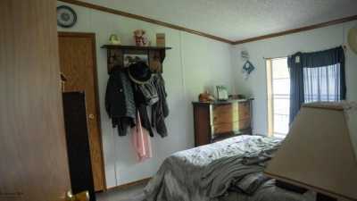 Home For Sale in Londonderry, Ohio