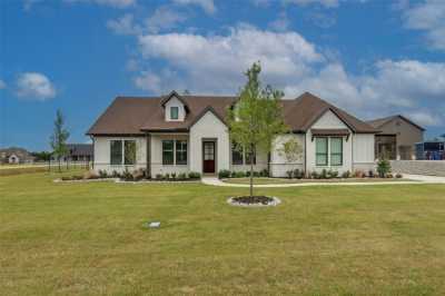 Home For Sale in Van Alstyne, Texas
