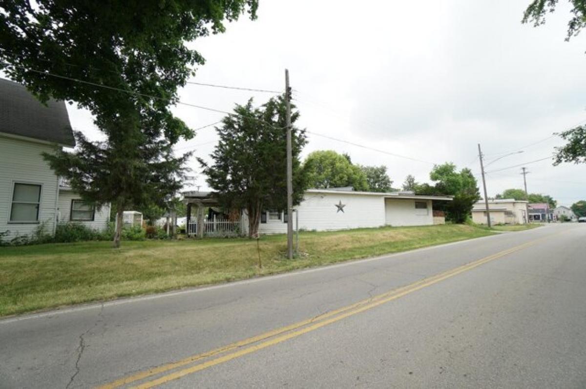 Picture of Home For Sale in Bloomingburg, Ohio, United States