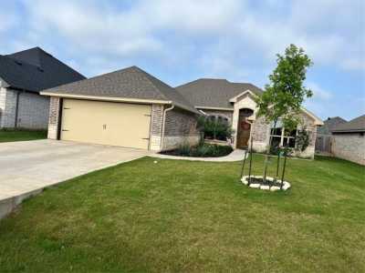 Home For Sale in Granbury, Texas