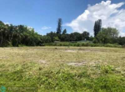 Residential Land For Sale in Fort Pierce, Florida