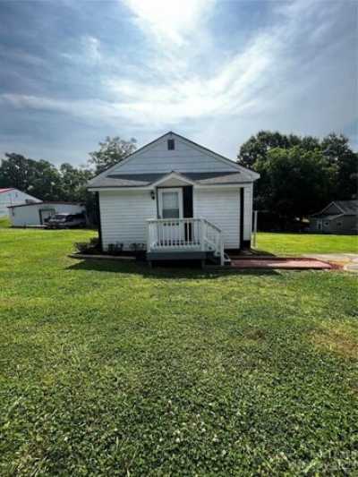 Home For Rent in Bessemer City, North Carolina