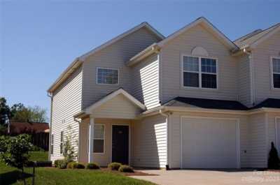 Home For Rent in Mooresville, North Carolina