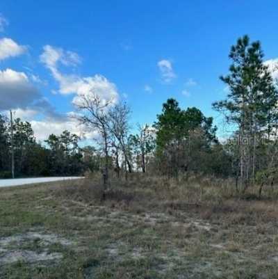 Residential Land For Sale in Weeki Wachee, Florida