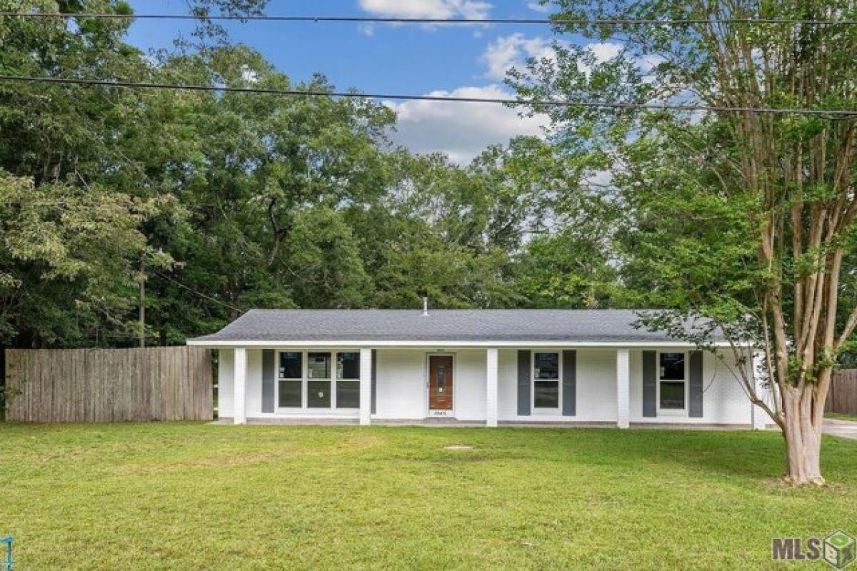 Picture of Home For Sale in Baker, Louisiana, United States