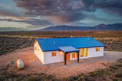 Home For Sale in El Prado, New Mexico