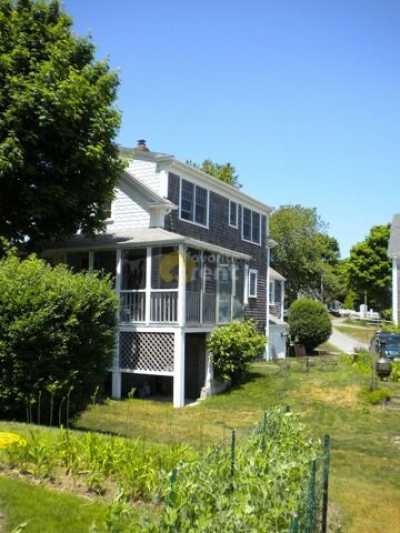 Home For Rent in Braintree, Massachusetts