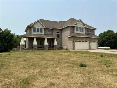 Home For Sale in Le Center, Minnesota