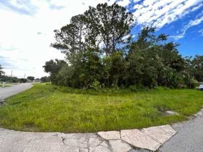 Residential Land For Sale in Port Saint Lucie, Florida