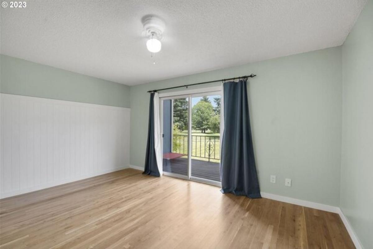 Picture of Home For Sale in Gresham, Oregon, United States