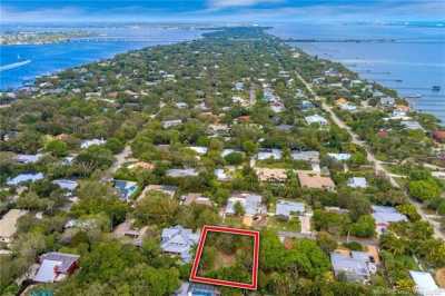 Residential Land For Sale in Sewalls Point, Florida