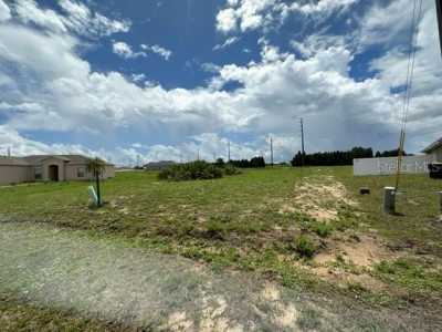 Residential Land For Sale in Poinciana, Florida