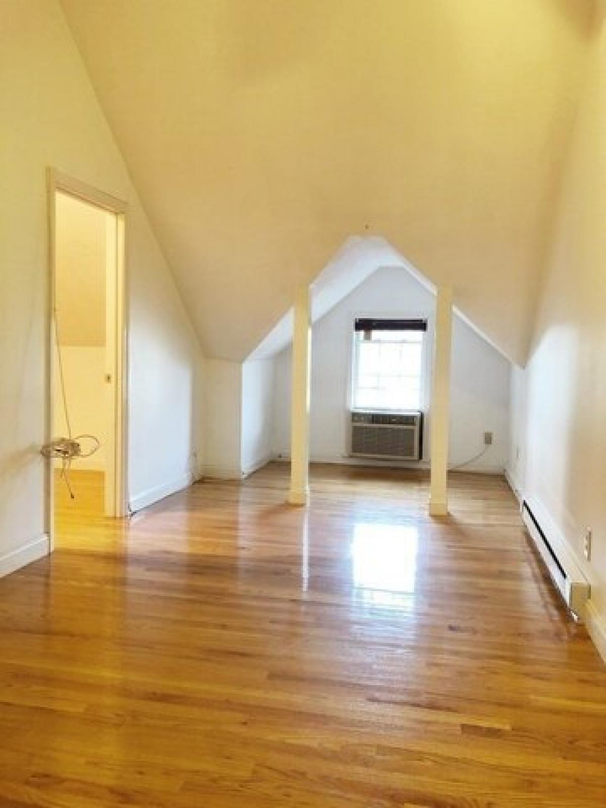 Picture of Apartment For Rent in Braintree, Massachusetts, United States