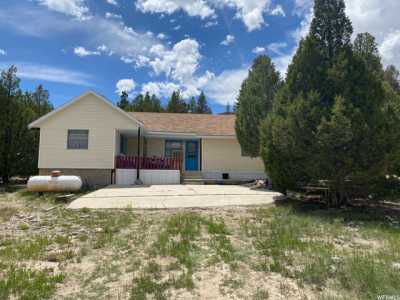 Home For Sale in Orangeville, Utah