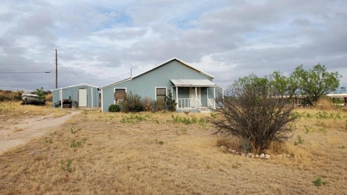 Picture of Home For Sale in Big Spring, Texas, United States