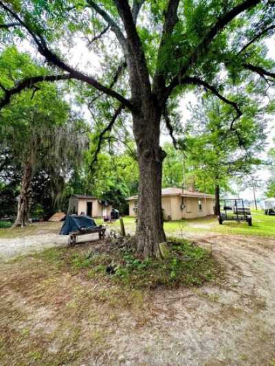 Home For Sale in Lake City, South Carolina