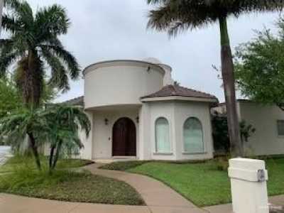 Home For Sale in McAllen, Texas