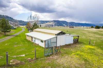 Home For Sale in Wilbur, Washington