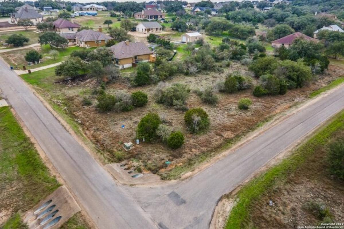 Picture of Residential Land For Sale in New Braunfels, Texas, United States