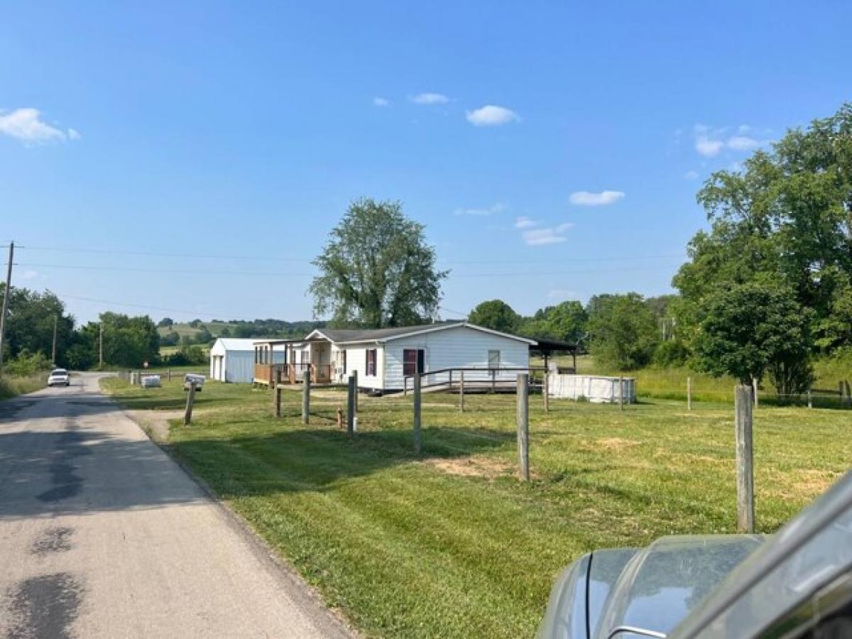 Picture of Home For Sale in Oak Hill, Ohio, United States