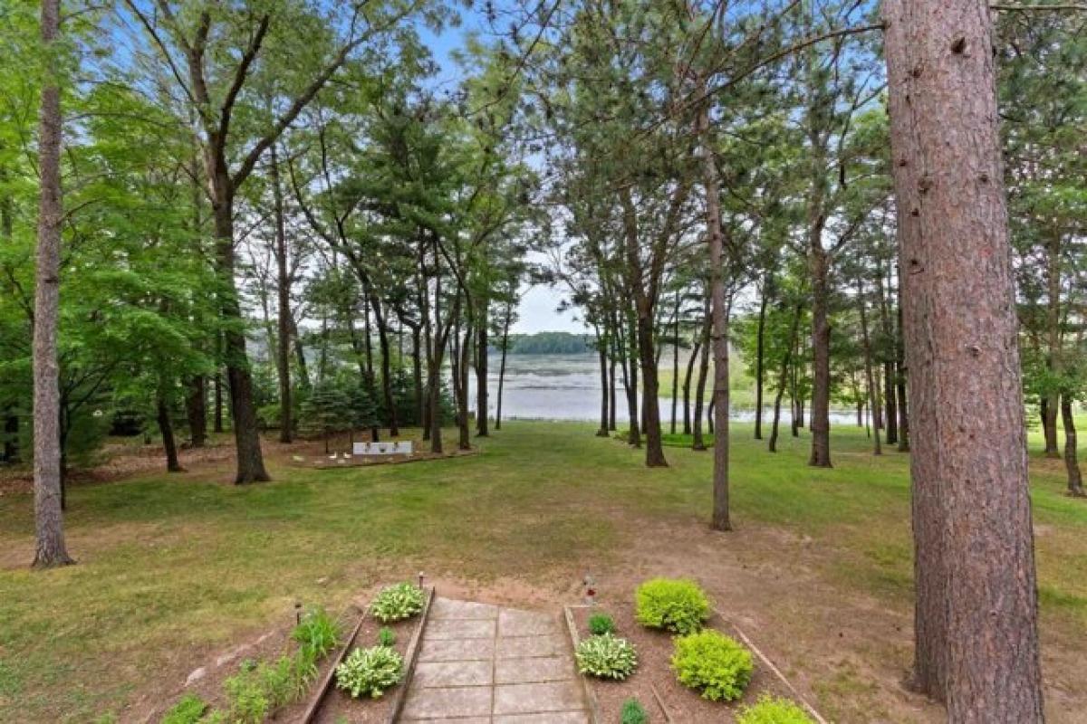 Picture of Home For Sale in Shawano, Wisconsin, United States