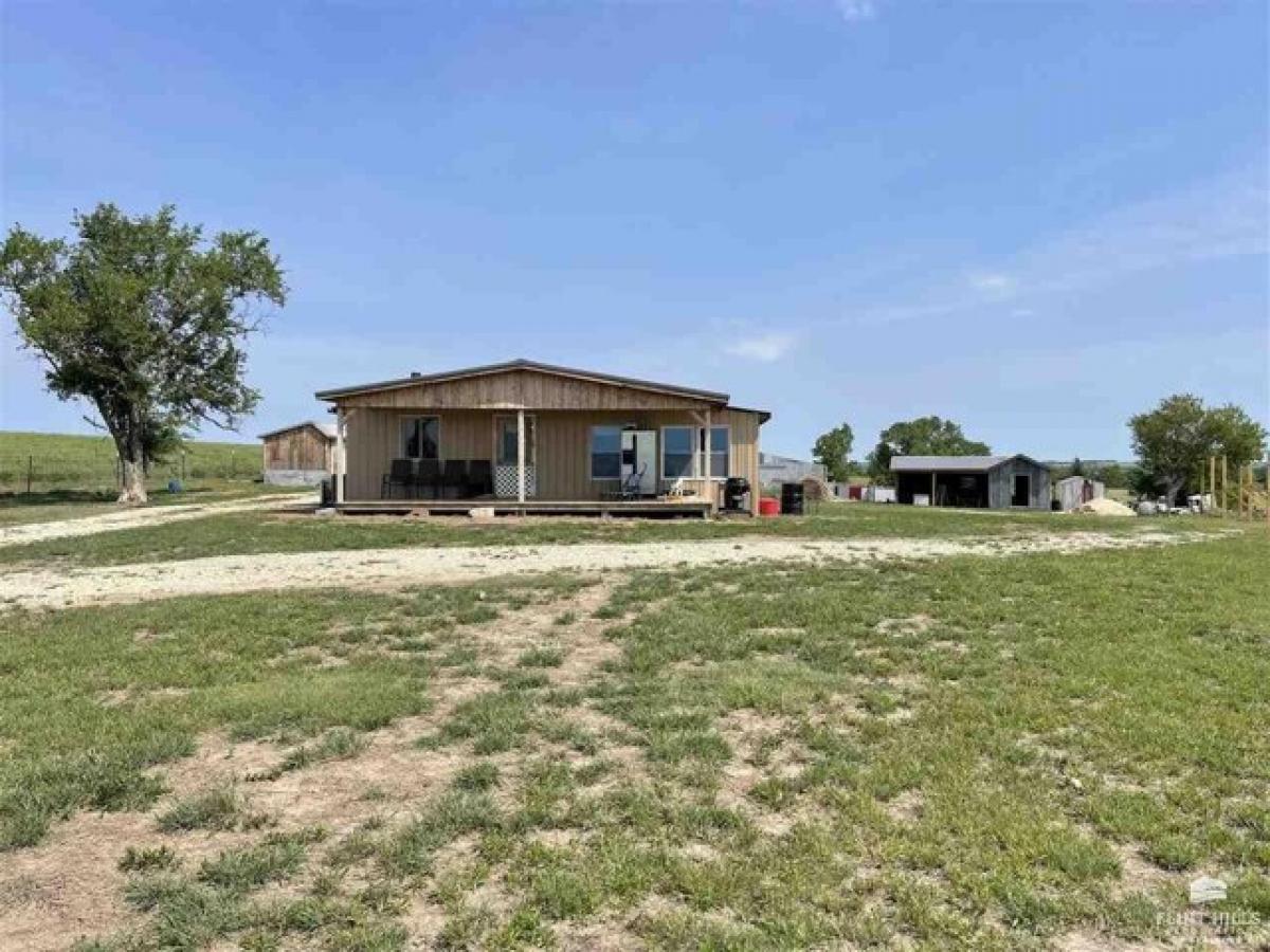 Picture of Home For Sale in Wakefield, Kansas, United States