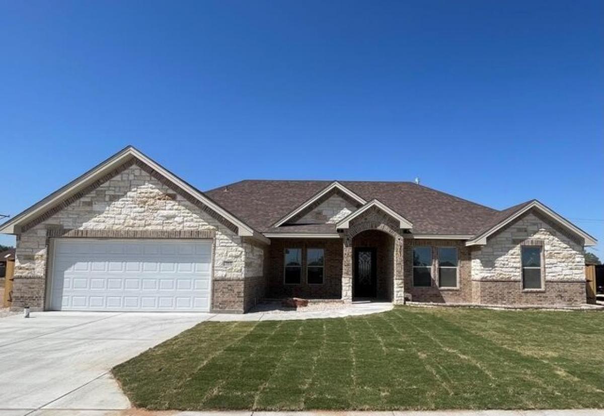 Picture of Home For Sale in Odessa, Texas, United States