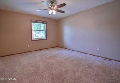 Home For Sale in Grand Forks, North Dakota