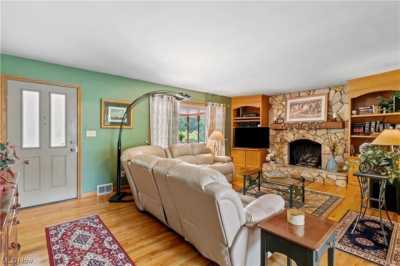 Home For Sale in Cuyahoga Falls, Ohio