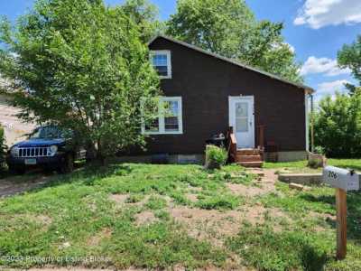 Home For Sale in Hettinger, North Dakota