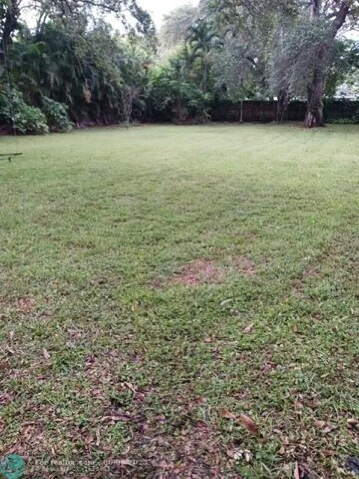 Picture of Residential Land For Sale in West Park, Florida, United States