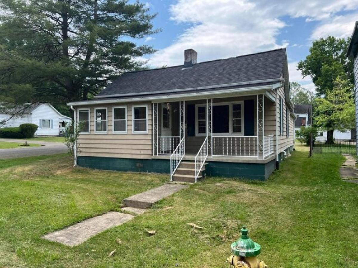 Picture of Home For Sale in Zanesville, Ohio, United States