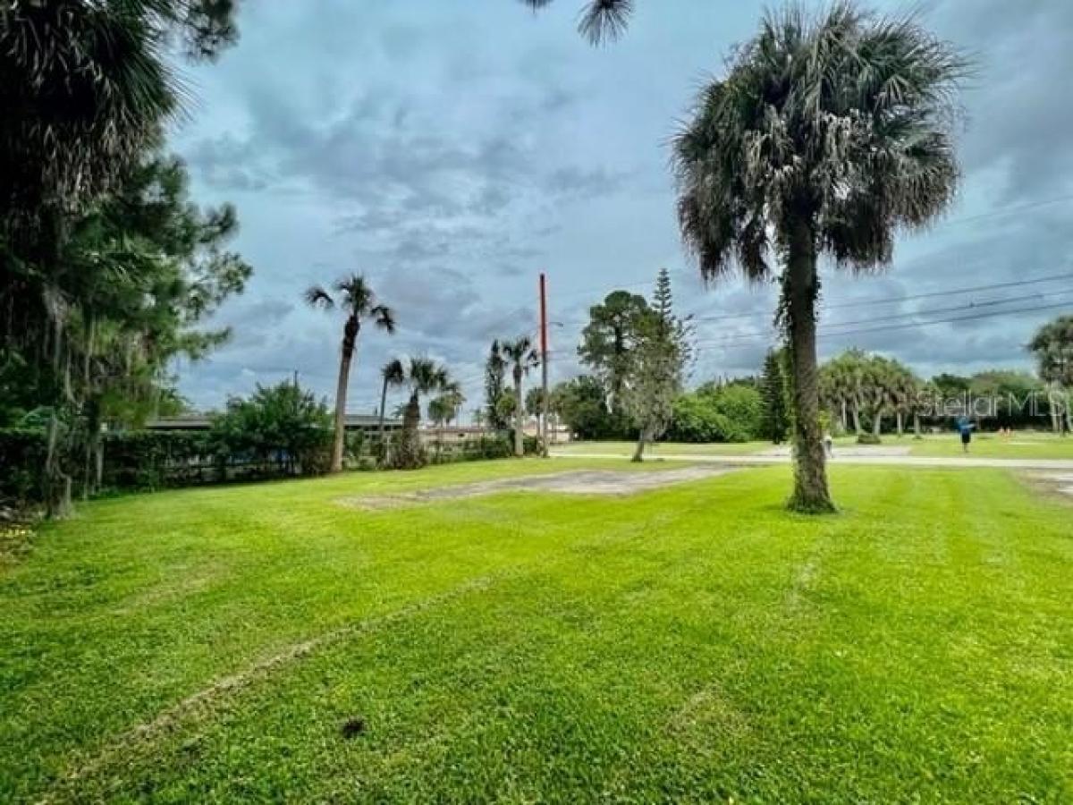 Picture of Residential Land For Sale in New Port Richey, Florida, United States