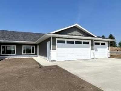 Home For Sale in Brookings, South Dakota