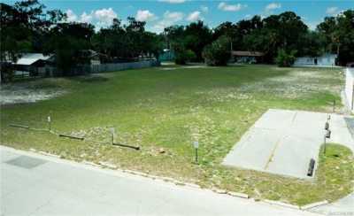 Residential Land For Sale in Crystal River, Florida