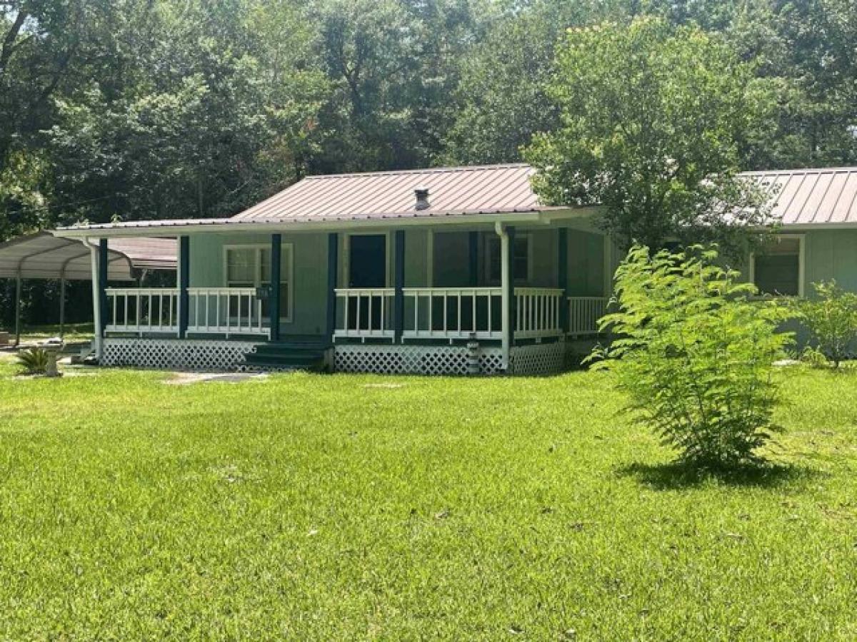 Picture of Home For Sale in Evadale, Texas, United States