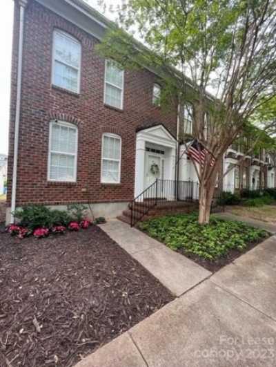 Home For Rent in Mooresville, North Carolina