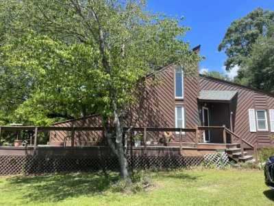 Home For Sale in Eutawville, South Carolina