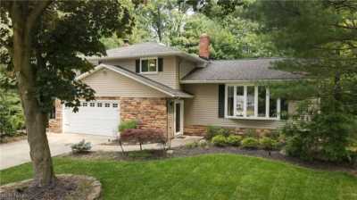 Home For Sale in Solon, Ohio