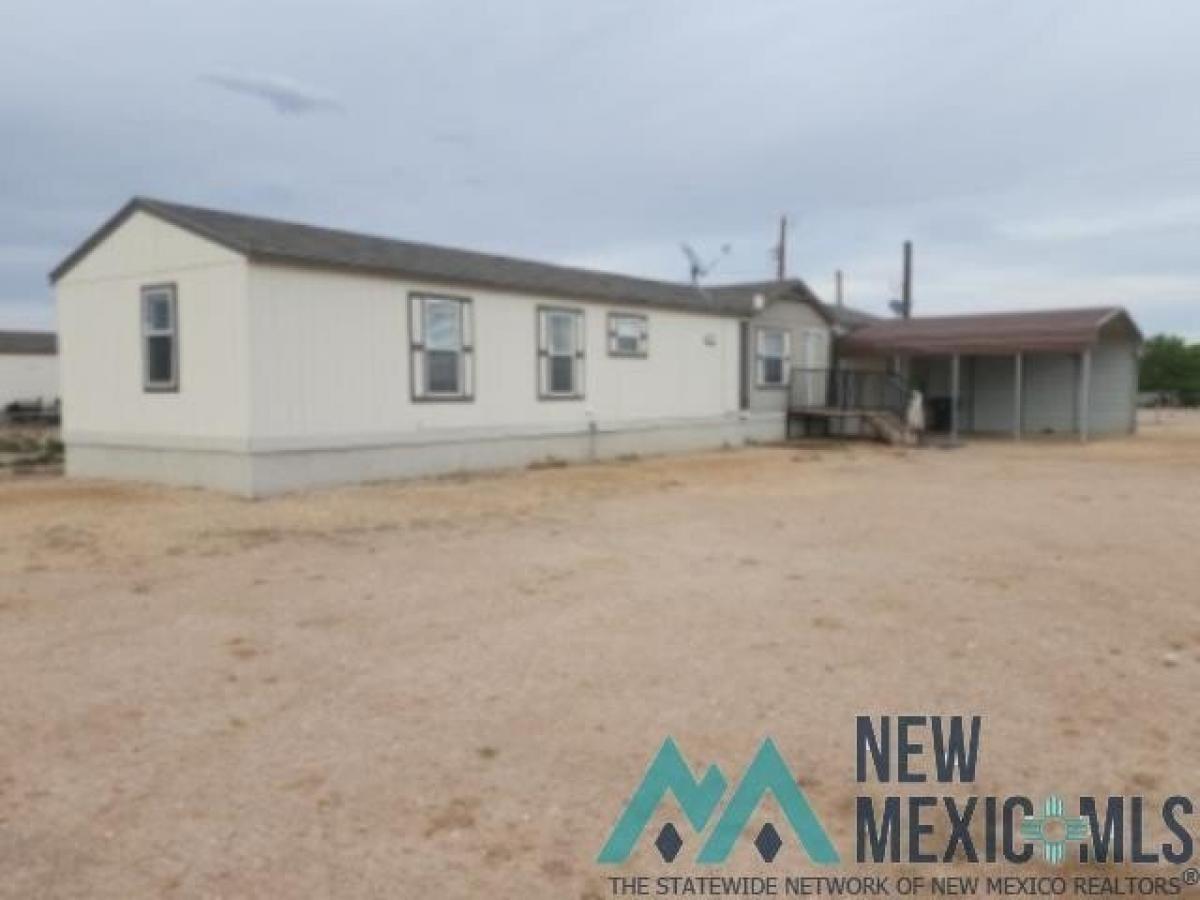 Picture of Home For Sale in Carlsbad, New Mexico, United States