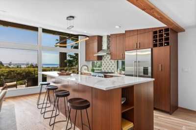 Home For Sale in Edmonds, Washington