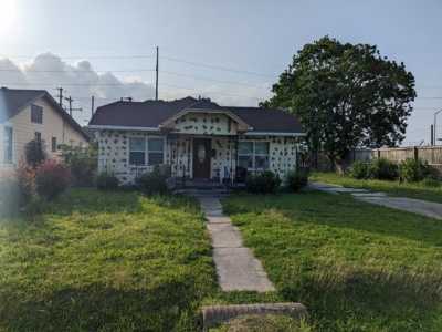 Home For Sale in Port Arthur, Texas