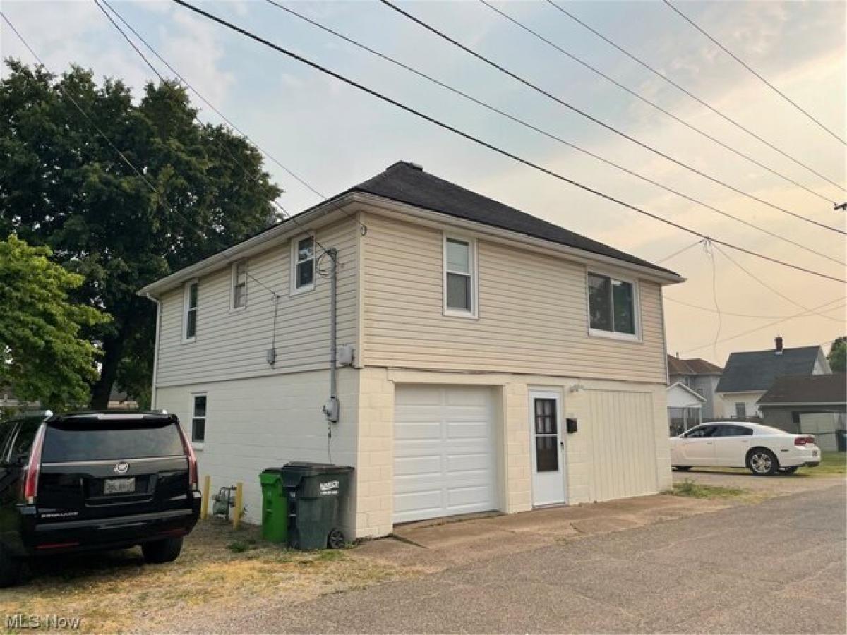 Picture of Home For Sale in Coshocton, Ohio, United States