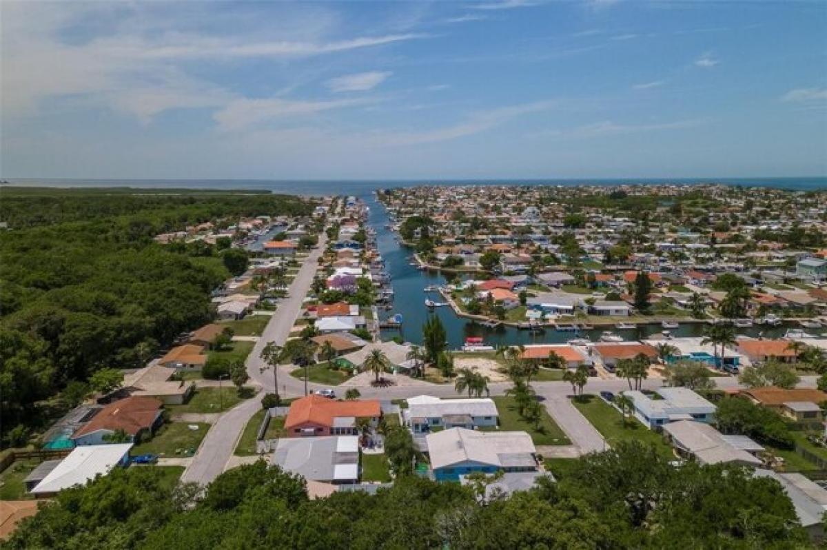 Picture of Residential Land For Sale in New Port Richey, Florida, United States