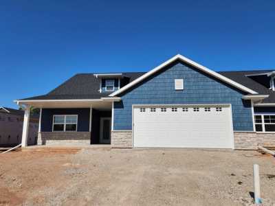 Home For Sale in Menasha, Wisconsin