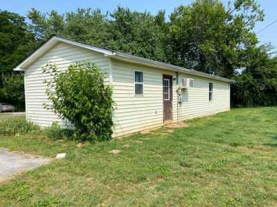 Home For Sale in Russell Springs, Kentucky