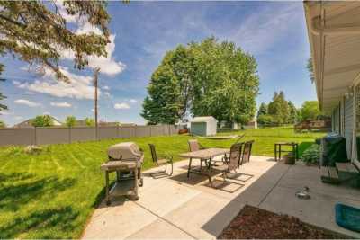 Home For Sale in Cottage Grove, Minnesota