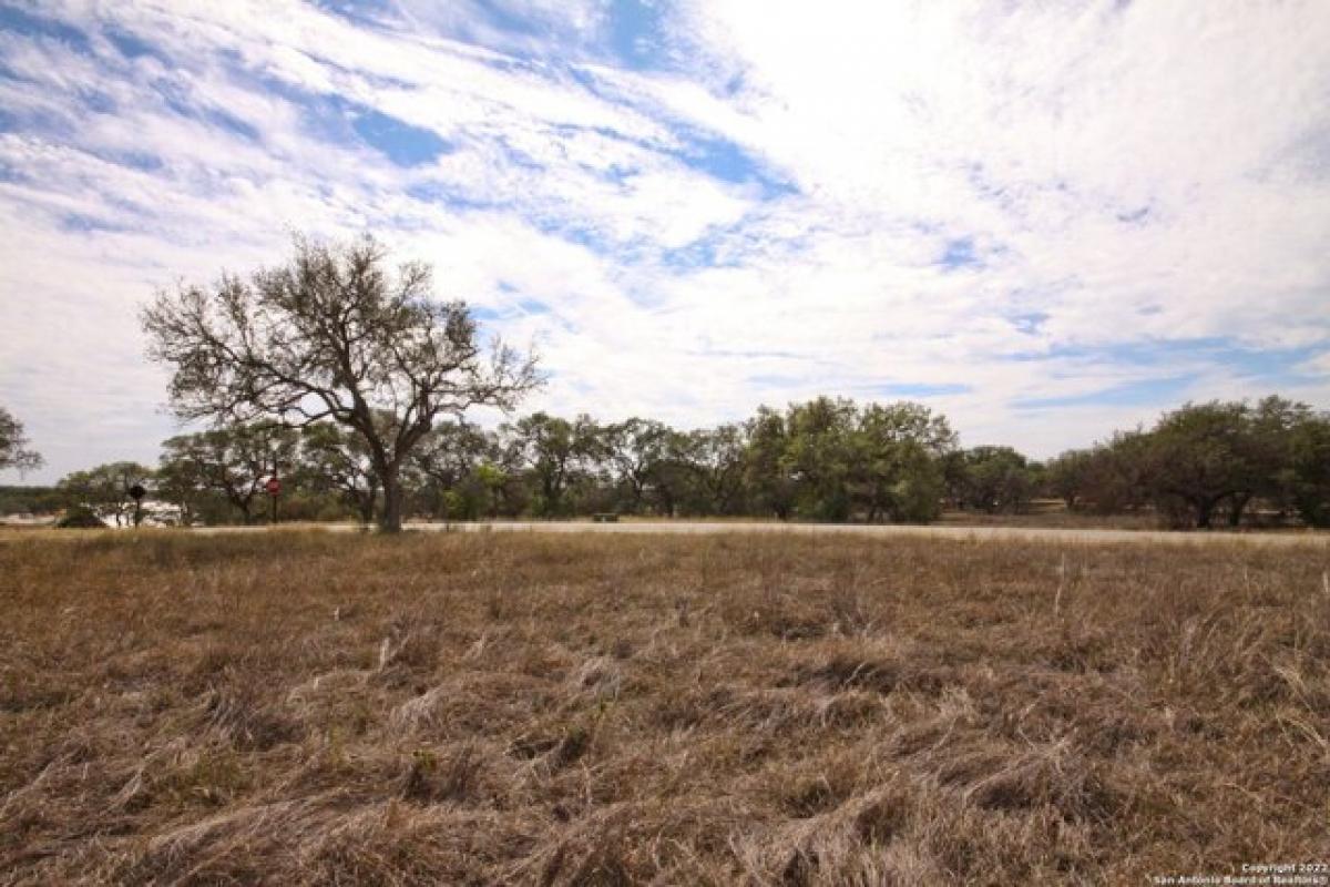 Picture of Residential Land For Sale in Bulverde, Texas, United States