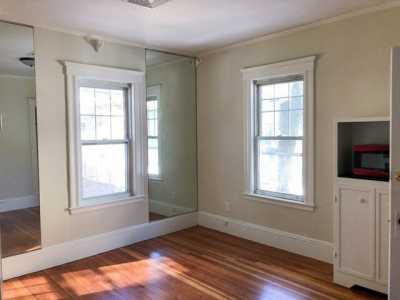 Apartment For Rent in Newton, Massachusetts