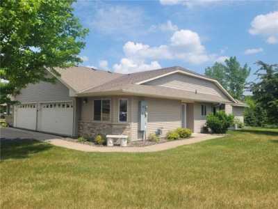 Home For Sale in Saint Croix Falls, Wisconsin